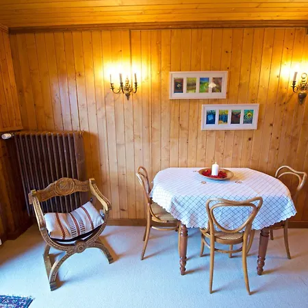 Apartment Familiale Spacieux - Pres De Villars Huemoz