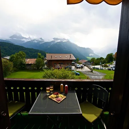 Familiale Spacieux - Pres De Villars شقة Huemoz